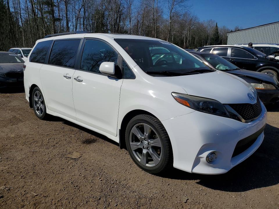 2017 Toyota Sienna მანქანა იყიდება აუქციონზე, vin: 5TDXZ3DC7HS860920, აუქციონის ნომერი: 50401656