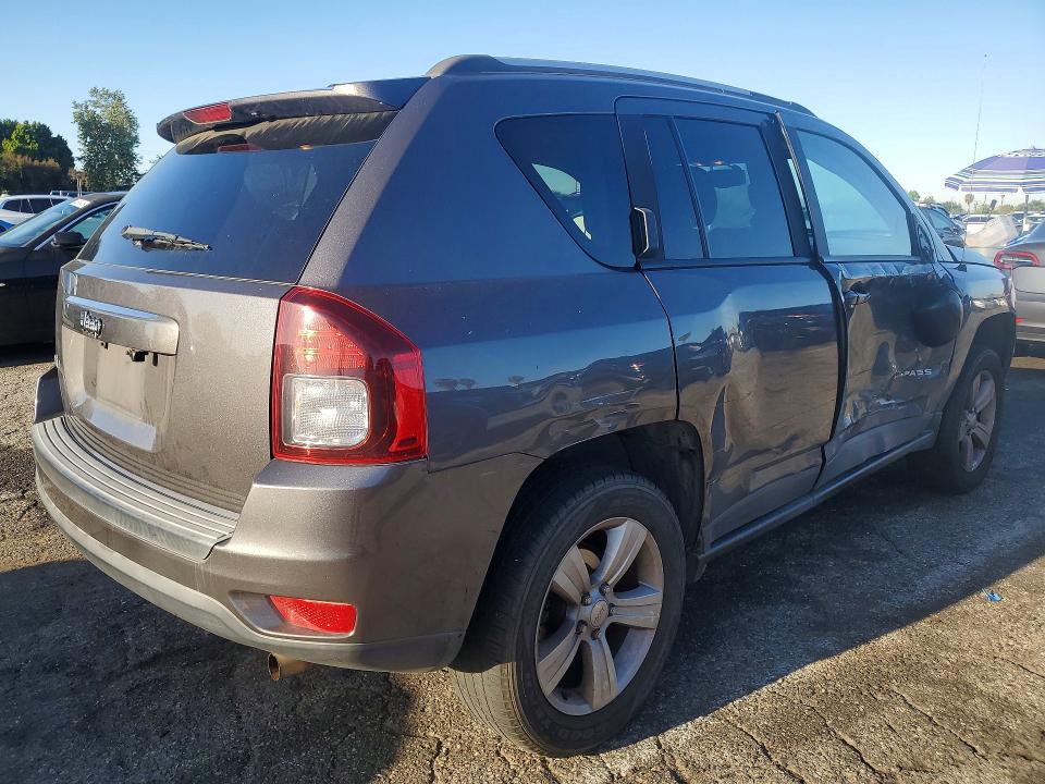 2016 Jeep Compass მანქანა იყიდება აუქციონზე, vin: 1C4NJDBB4GD780063, აუქციონის ნომერი: 48188776