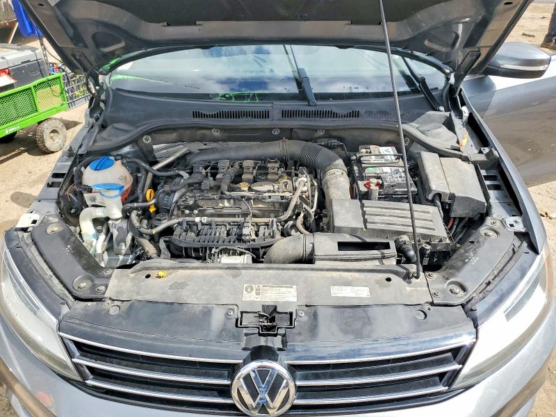 48851446 :رقم المزاد ، 3VWD17AJ1FM423980 vin ، 2015 Volkswagen Jetta مزاد بيع