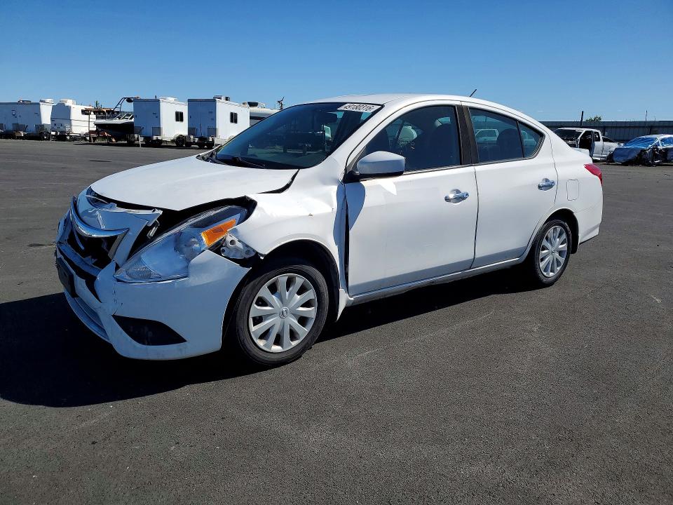 2017 Nissan Versa მანქანა იყიდება აუქციონზე, vin: 3N1CN7AP5HL823978, აუქციონის ნომერი: 49180316
