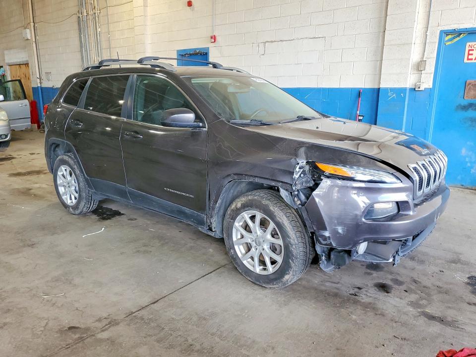 2017 Jeep Cherokee მანქანა იყიდება აუქციონზე, vin: 1C4PJMCS9HW596685, აუქციონის ნომერი: 49394346