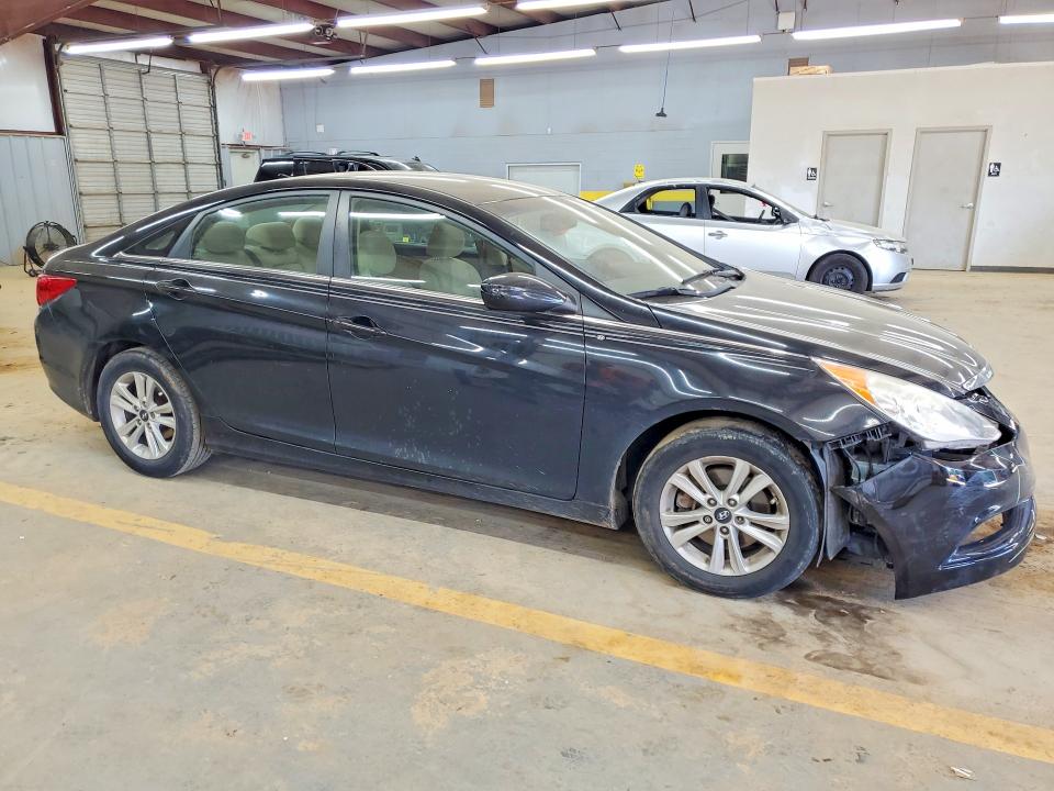 49598386 :رقم المزاد ، 5NPEB4AC4DH619080 vin ، 2013 Hyundai Sonata مزاد بيع