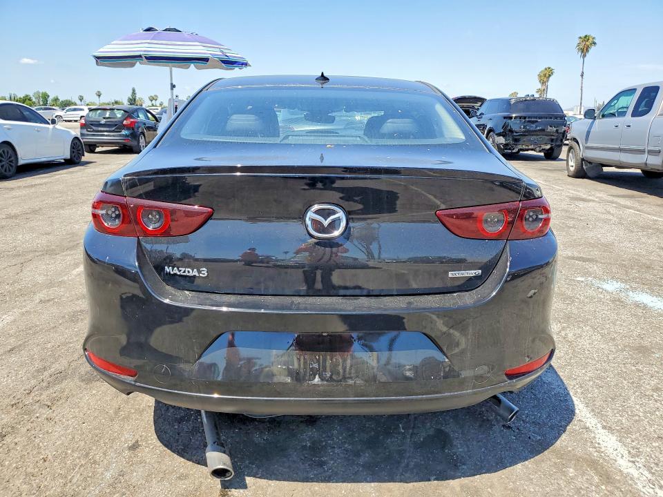 Продаж на аукціоні авто 2021 Mazda 3, vin: JM1BPADL8M1305325, номер лоту: 51045386