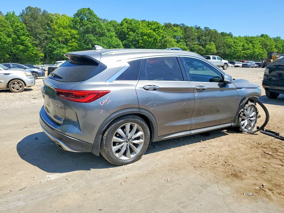 49272526 :رقم المزاد ، 3PCAJ5M14LF115594 vin ، 2020 Infiniti Qx50 مزاد بيع