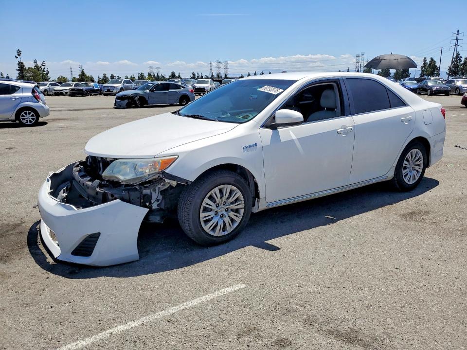 50193376 :رقم المزاد ، 4T1BD1FK7EU121261 vin ، 2014 Toyota Camry Hybrid مزاد بيع