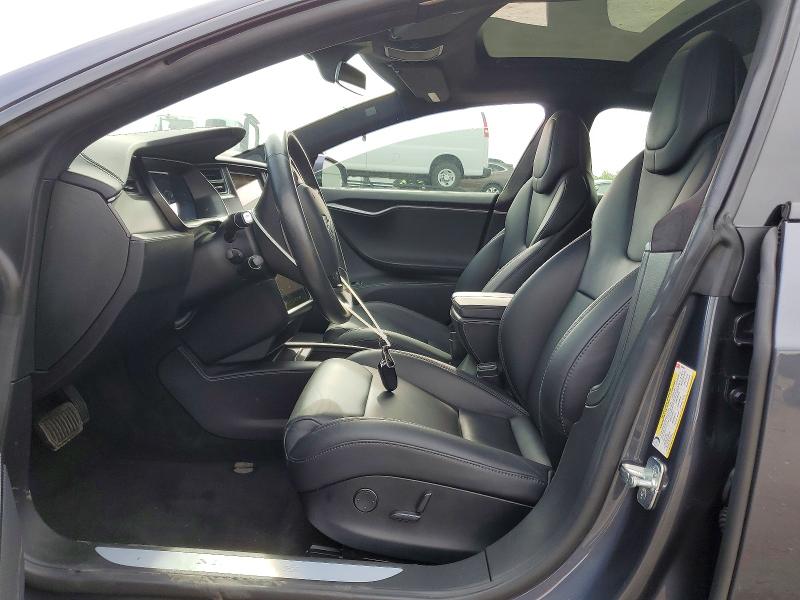 50547706 :رقم المزاد ، 5YJSA1E26JF283996 vin ، 2018 Tesla Model S مزاد بيع
