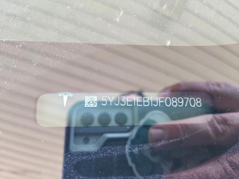 48972486 :رقم المزاد ، 5YJ3E1EB1JF089708 vin ، 2018 Tesla Model 3 مزاد بيع