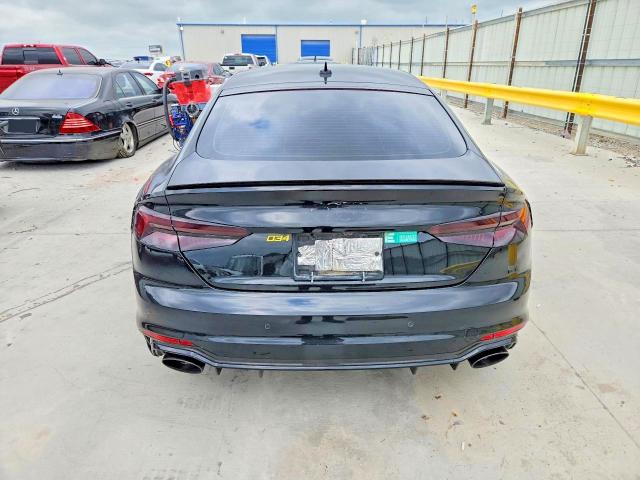 Продаж на аукціоні авто 2019 Audi Rs5, vin: WUACWCF59KA901531, номер лоту: 49798776