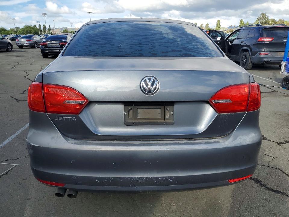 Продажа на аукционе авто 2014 Volkswagen Jetta, vin: 3VW2K7AJ1EM332131, номер лота: 49805716
