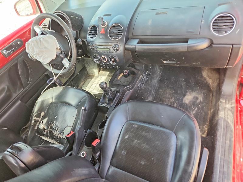 49113126 :رقم المزاد ، 3VWPW31C58M526444 vin ، 2008 Volkswagen New Beetle مزاد بيع