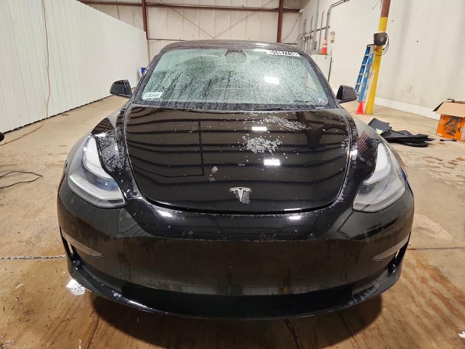 51487716 :رقم المزاد ، 5YJ3E1EB9NF290603 vin ، 2022 Tesla Model 3 مزاد بيع