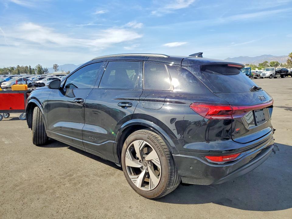 2025 Audi Q6 E-tron მანქანა იყიდება აუქციონზე, vin: WA124BGF2SA058217, აუქციონის ნომერი: 50138996