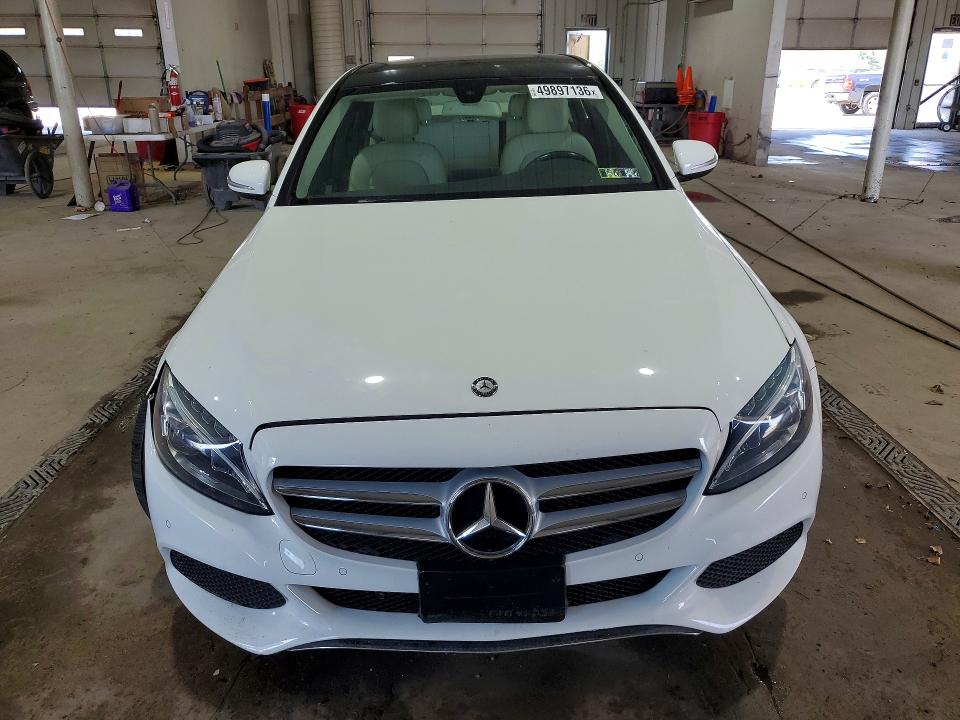 49897136 :رقم المزاد ، 55SWF4KB0FU067091 vin ، 2015 Mercedes-benz C مزاد بيع