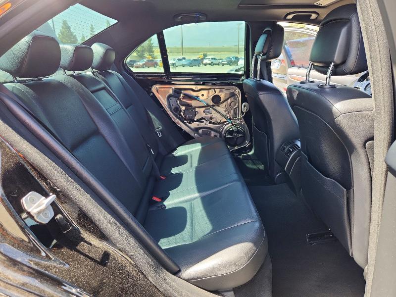 Продажа на аукционе авто 2012 Mercedes-benz C, vin: WDDGF4HB3CR211161, номер лота: 49918046