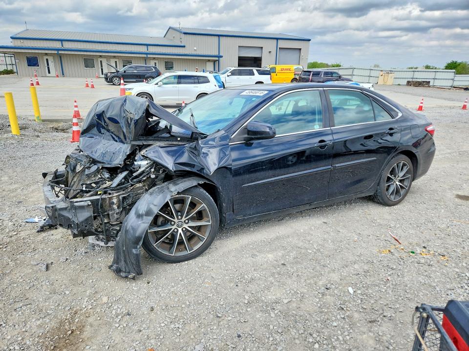 2016 Toyota Camry მანქანა იყიდება აუქციონზე, vin: 4T1BF1FK2GU521032, აუქციონის ნომერი: 49646816