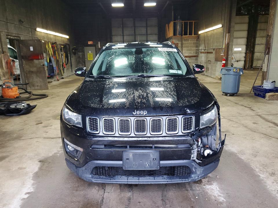 48248436 :رقم المزاد ، 3C4NJDBB1HT680756 vin ، 2017 Jeep Compass مزاد بيع