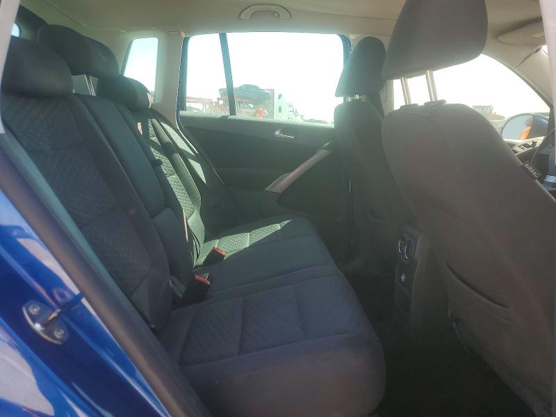 Продаж на аукціоні авто 2010 Volkswagen Tiguan, vin: WVGBV7AX6AW000979, номер лоту: 50558836