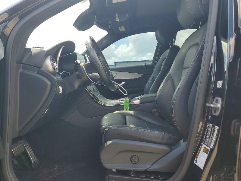 48090846 :رقم المزاد ، W1N0G8DB1MF986043 vin ، 2021 Mercedes-benz Glc مزاد بيع