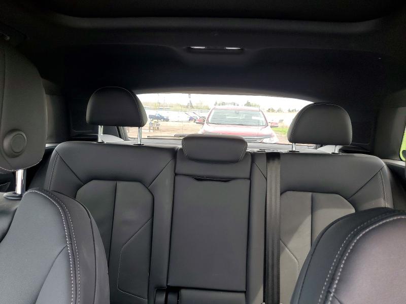 Продажа на аукционе авто 2020 Audi Q3, vin: WA1EECF3XL1104644, номер лота: 50249456