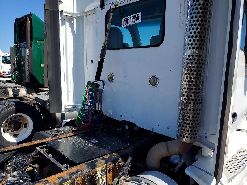 Продажа на аукционе авто 2014 Kenworth T680, vin: 1XKYA48X4EJ403204, номер лота: 50616956
