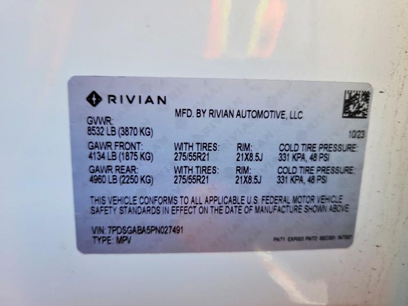 49607406 :رقم المزاد ، 7PDSGABA5PN027491 vin ، 2023 Rivian R1s مزاد بيع