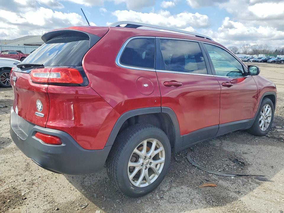 48857526 :رقم المزاد ، 1C4PJLCB9FW516843 vin ، 2015 Jeep Cherokee مزاد بيع