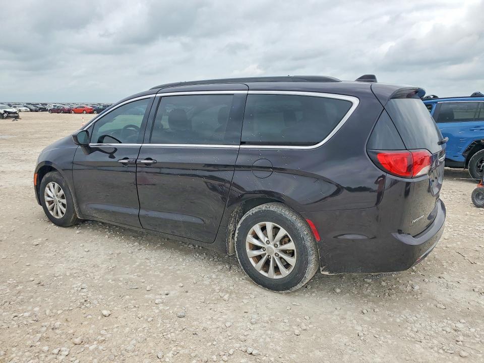 Продаж на аукціоні авто 2018 Chrysler Pacifica, vin: 2C4RC1FG4JR123428, номер лоту: 49959266