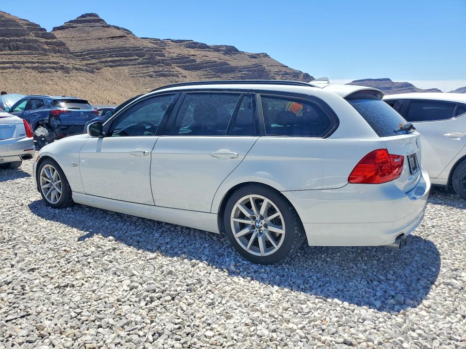 51044996 :رقم المزاد ، WBAUT9C59BA191531 vin ، 2011 Bmw 328 مزاد بيع