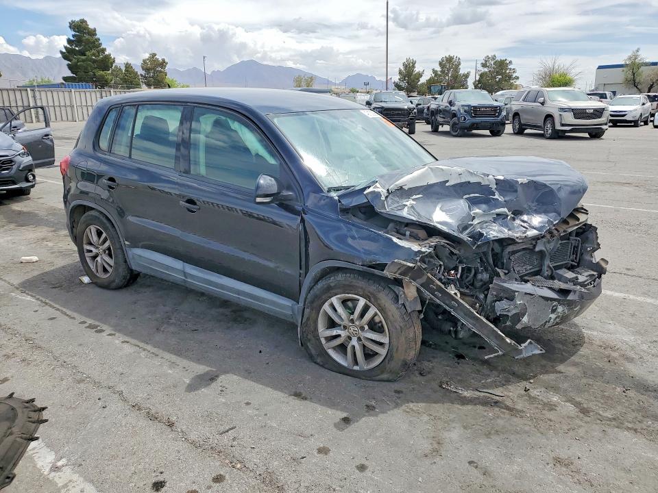 Продажа на аукционе авто 2014 Volkswagen Tiguan, vin: WVGBV3AXXEW520181, номер лота: 49130086