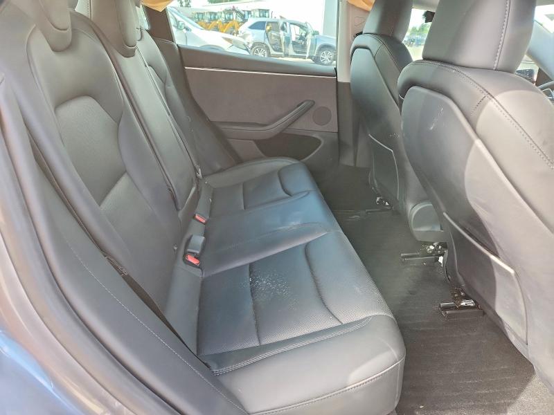 51328406 :رقم المزاد ، 5YJ3E1EA8SF961925 vin ، 2025 Tesla Model 3 مزاد بيع
