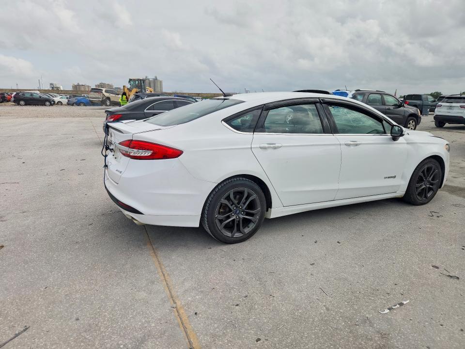 Продажа на аукционе авто 2018 Ford Fusion, vin: 3FA6P0LU8JR116378, номер лота: 48014206