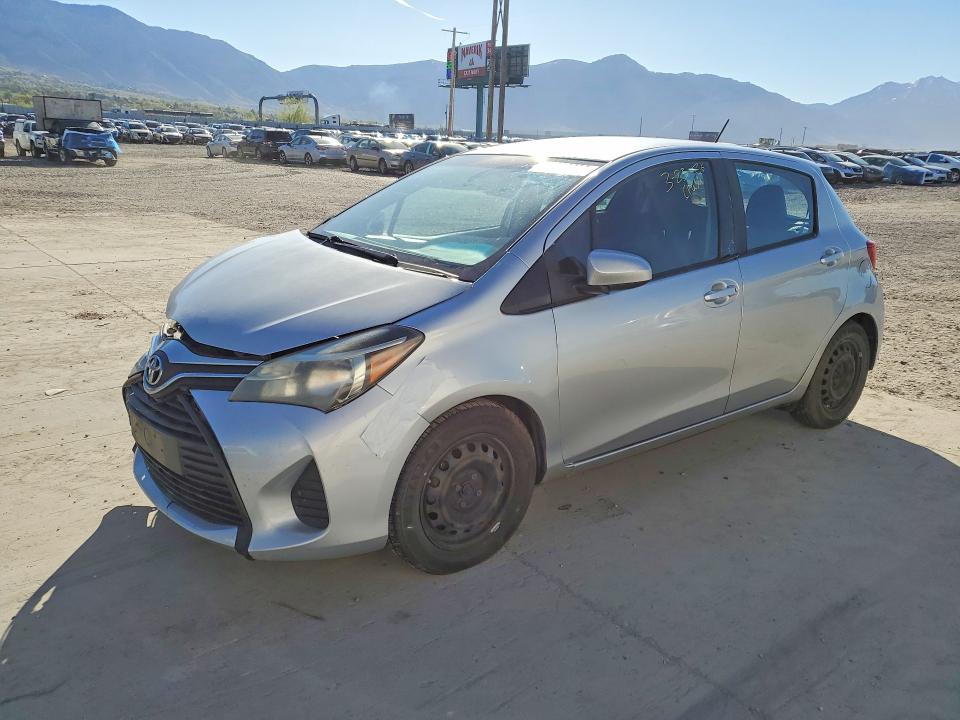 49030006 :رقم المزاد ، VNKKTUD32FA031076 vin ، 2015 Toyota Yaris مزاد بيع