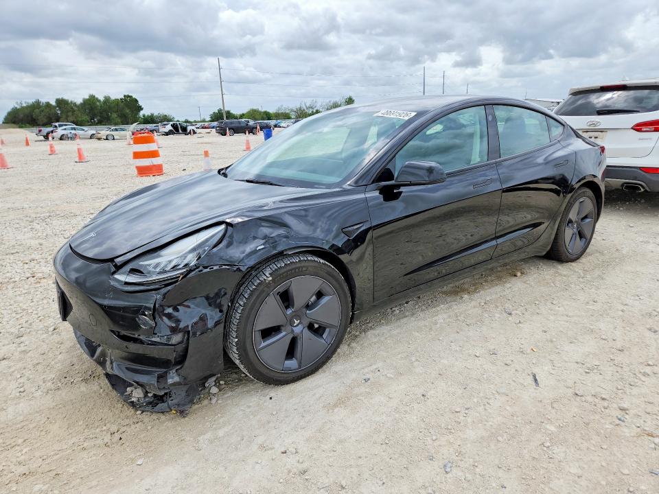 2022 Tesla Model 3 მანქანა იყიდება აუქციონზე, vin: 5YJ3E1EA1NF238860, აუქციონის ნომერი: 48691926