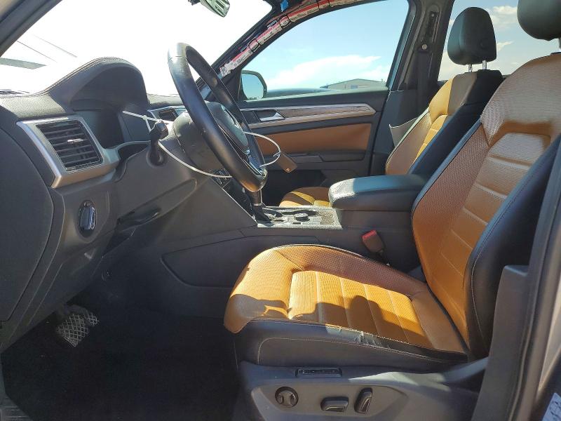 48897466 :رقم المزاد ، 1V2NR2CA4JC563661 vin ، 2018 Volkswagen Atlas مزاد بيع