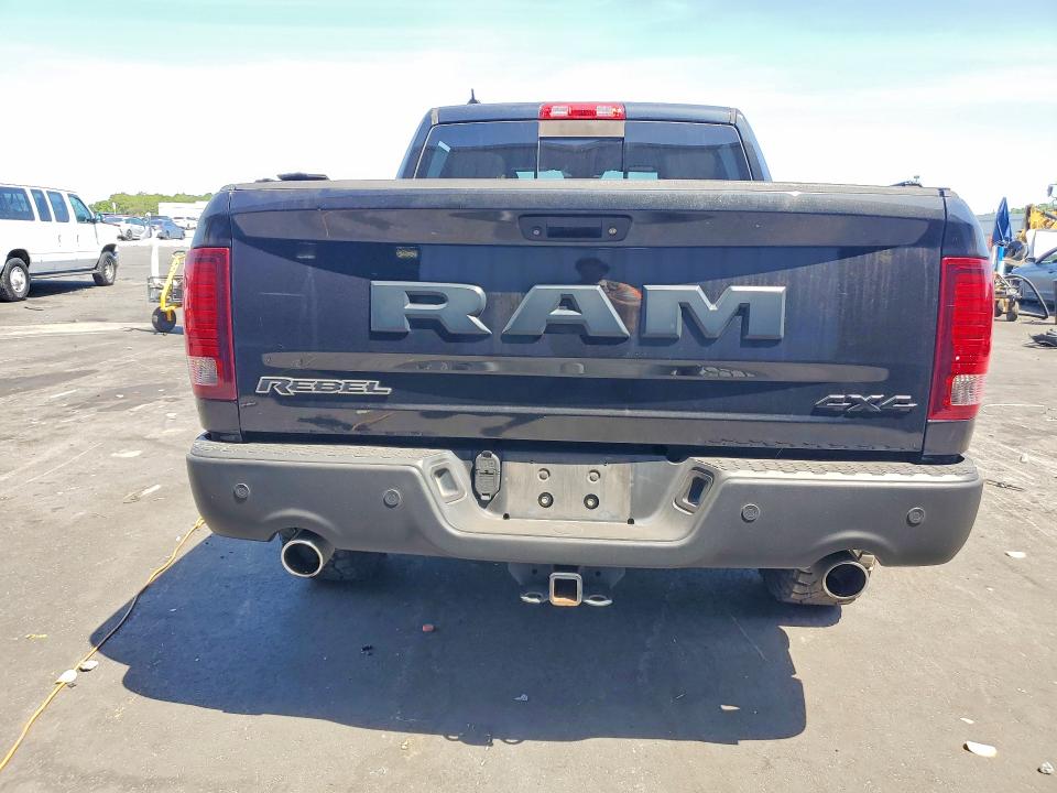 Продаж на аукціоні авто 2018 Ram 1500, vin: 1C6RR7YT6JS161938, номер лоту: 50554626