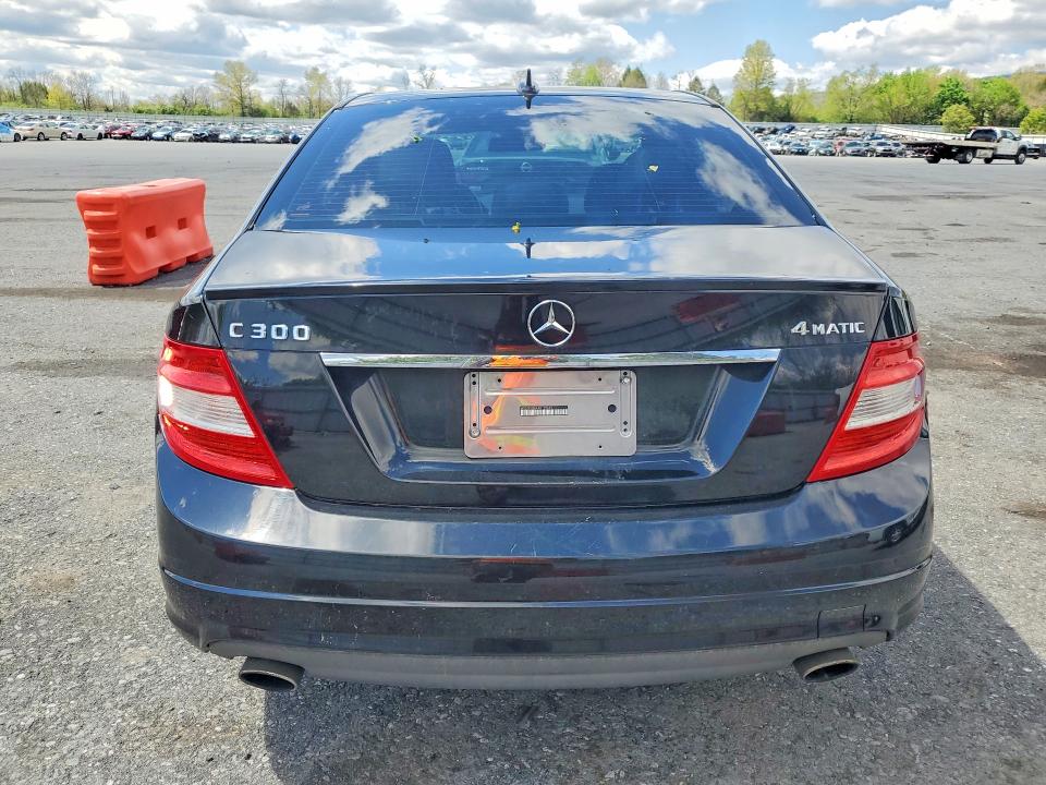50691586 :رقم المزاد ، WDDGF8BB4AR105699 vin ، 2010 Mercedes-benz C مزاد بيع