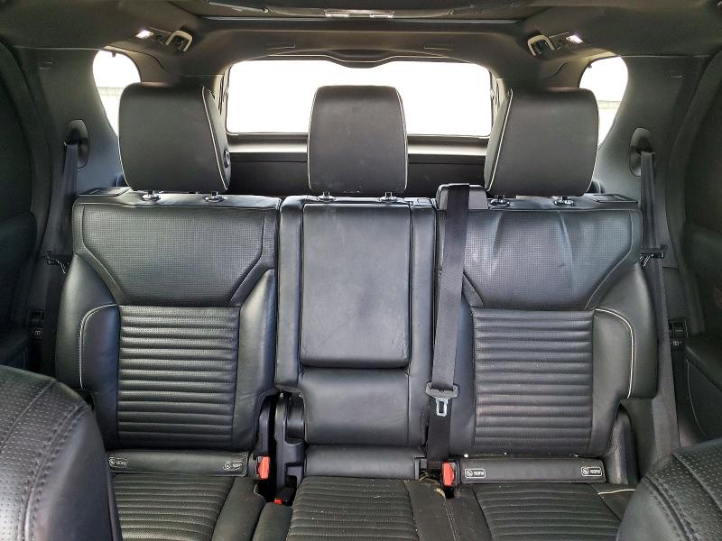 Auction sale of the 2018 Land Rover Discovery, vin: SALRT2RV2JA075358, lot number: 48769686