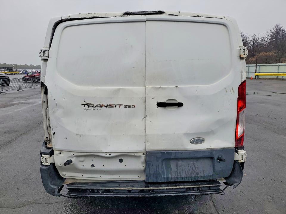 Продажа на аукционе авто 2015 Ford Transit, vin: 1FTNR2YM0FKA31857, номер лота: 53282936