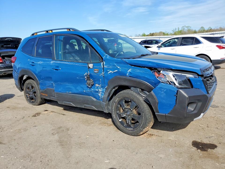 Продажа на аукционе авто 2022 Subaru Forester, vin: JF2SKAMC5NH516717, номер лота: 48659236
