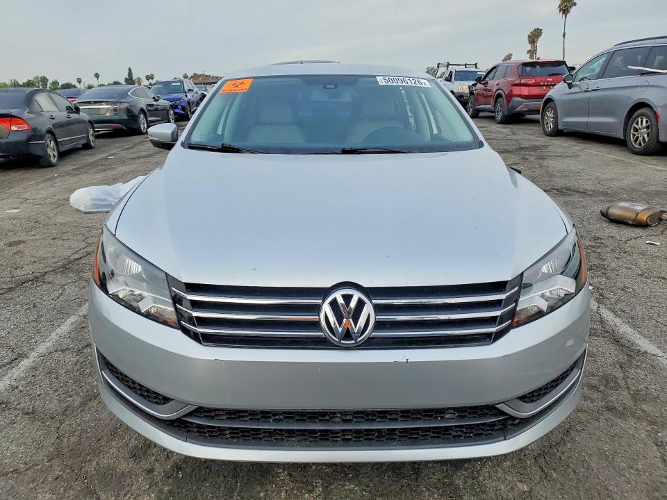 2015 Volkswagen Passat მანქანა იყიდება აუქციონზე, vin: 1VWAT7A3XFC009080, აუქციონის ნომერი: 50096126