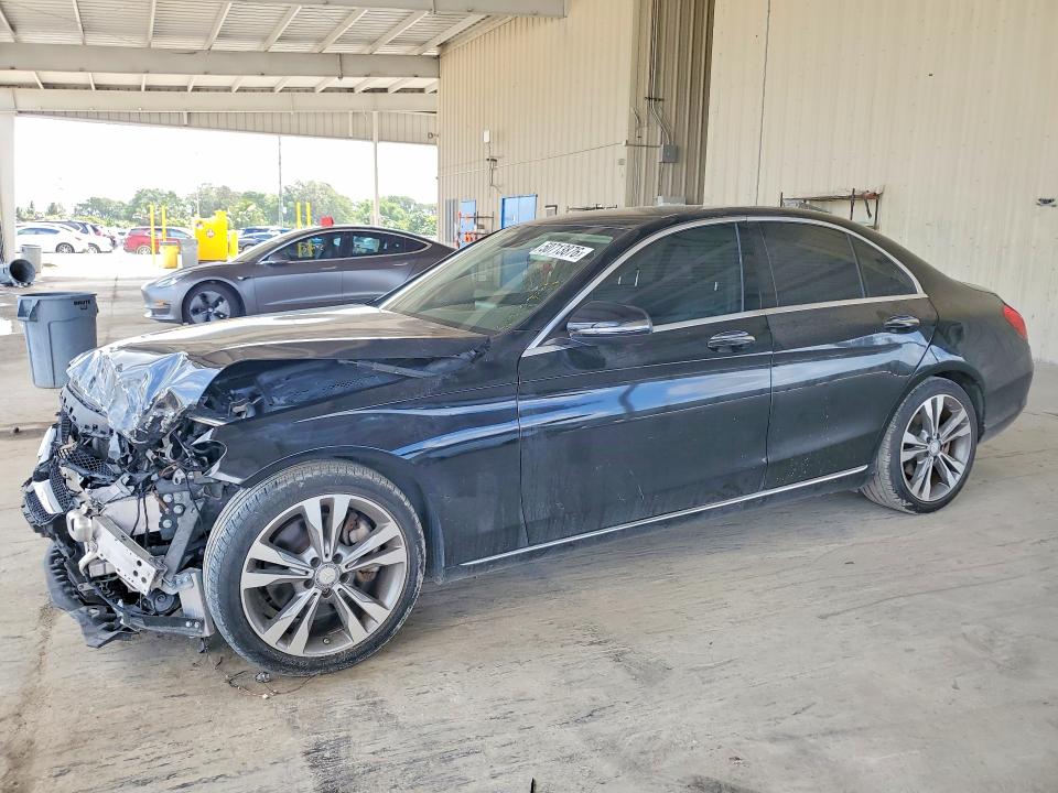 Продажа на аукционе авто 2016 Mercedes-benz C, vin: 55SWF4JBXGU132127, номер лота: 50713876