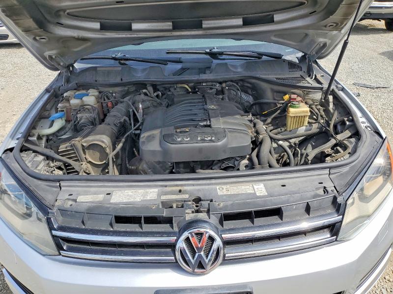 Aukcja sprzedaży 2013 Volkswagen Touareg, vin: WVGEF9BP8DD001636, numer aukcji: 50987056