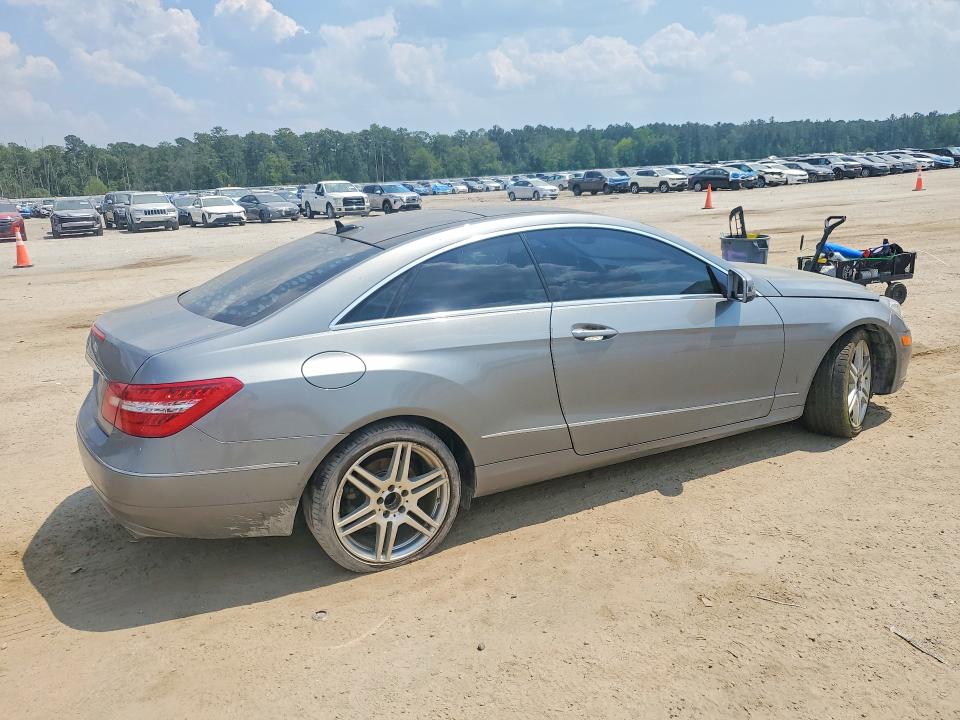Aukcja sprzedaży 2010 Mercedes-benz E, vin: WDDKJ5GB5AF040699, numer aukcji: 50833636
