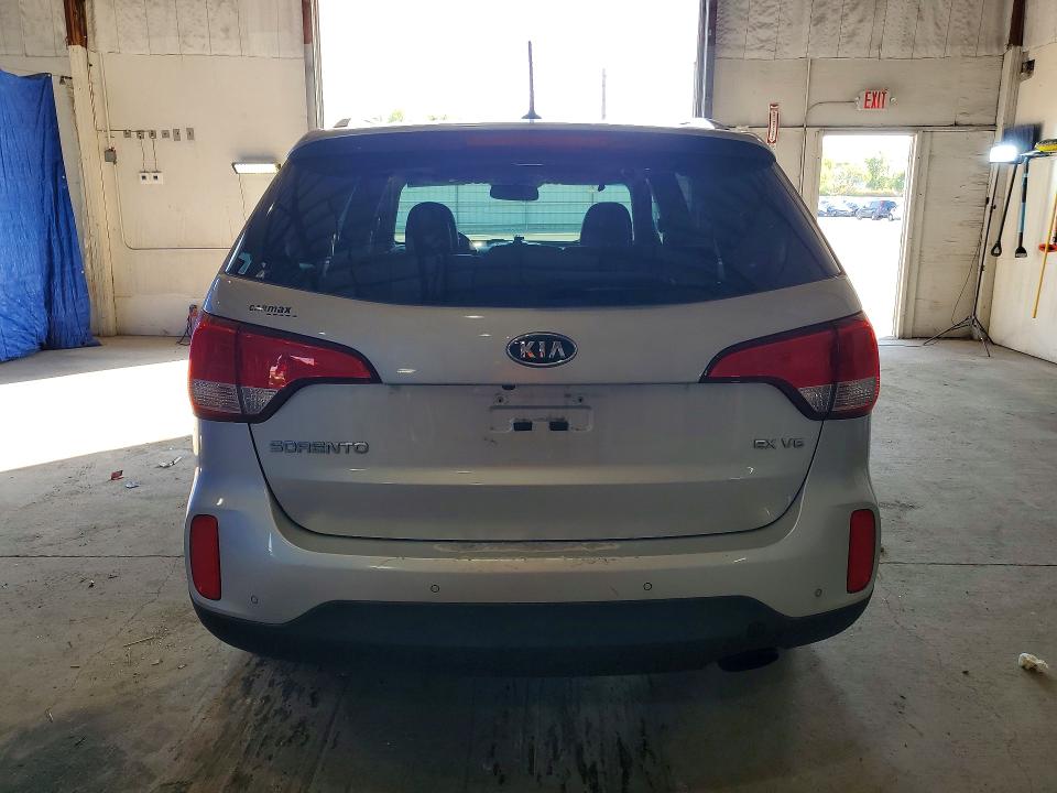 50781886 :رقم المزاد ، 5XYKU4A79FG595224 vin ، 2015 Kia Sorento مزاد بيع