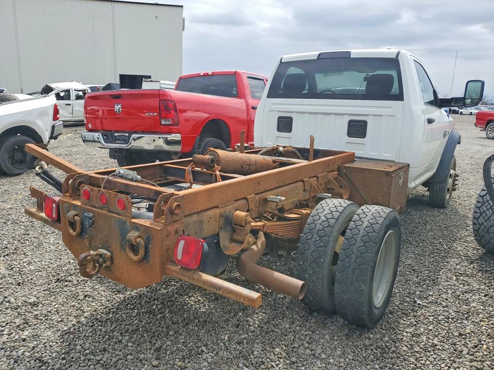 48393226 :رقم المزاد ، 3D6WA7ELXBG575590 vin ، 2011 Dodge Ram مزاد بيع