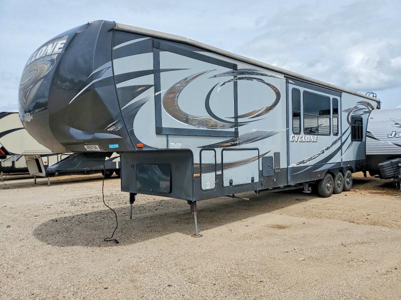 2014 Heartland Cyclone მანქანა იყიდება აუქციონზე, vin: 5SFCG4430EE279283, აუქციონის ნომერი: 49501946