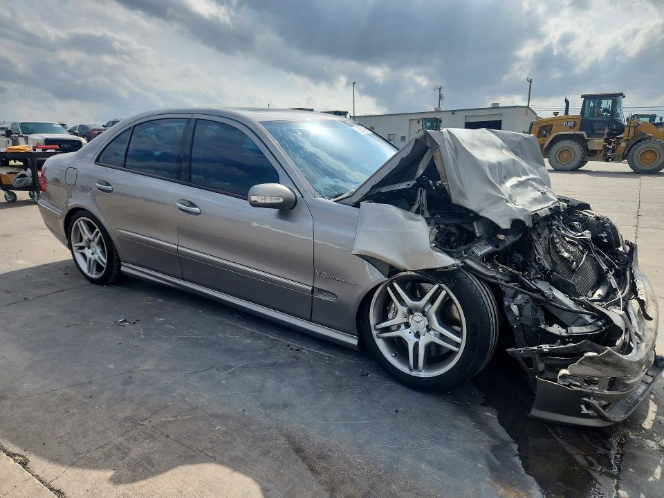 2003 Mercedes-benz E მანქანა იყიდება აუქციონზე, vin: WDBUF76J73A307719, აუქციონის ნომერი: 50517096