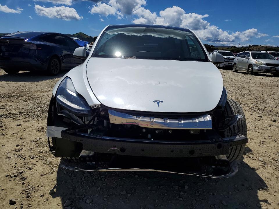 Продажа на аукционе авто 2022 Tesla Model Y, vin: 7SAYGDEF0NF490339, номер лота: 51210836