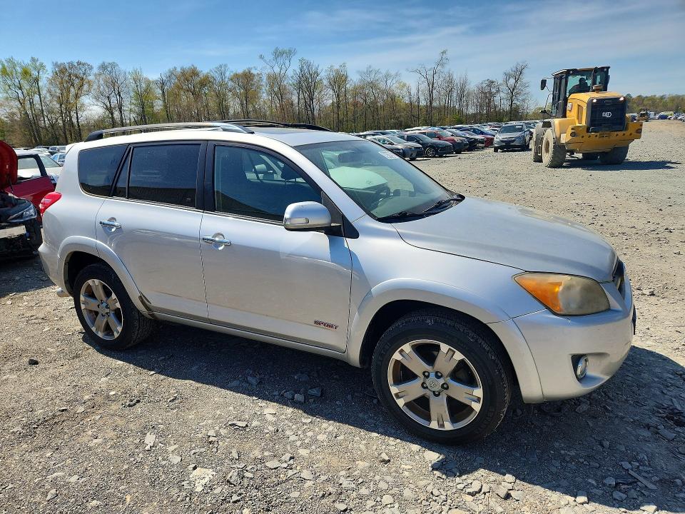 49424956 :رقم المزاد ، JTMRK4DV6B5099380 vin ، 2011 Toyota Rav4 مزاد بيع