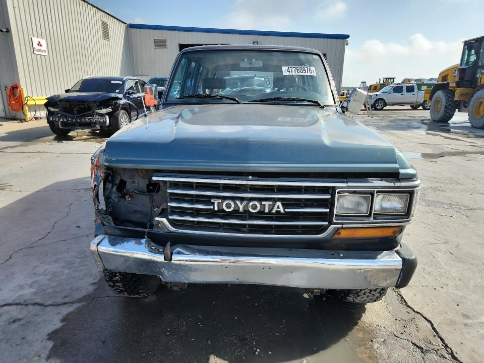 47760976 :رقم المزاد ، JT3FJ62GJ0086117 vin ، 1988 Toyota Land Cruiser مزاد بيع